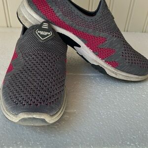 Ssamzie women’s slip on mesh sneakers cushion insoles size 39 (US 7.5-8 )